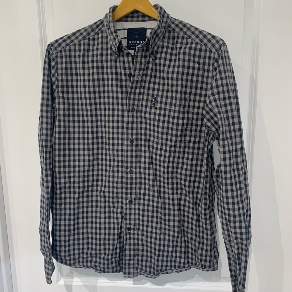 Sperry Casual Button Down Shirt. A1